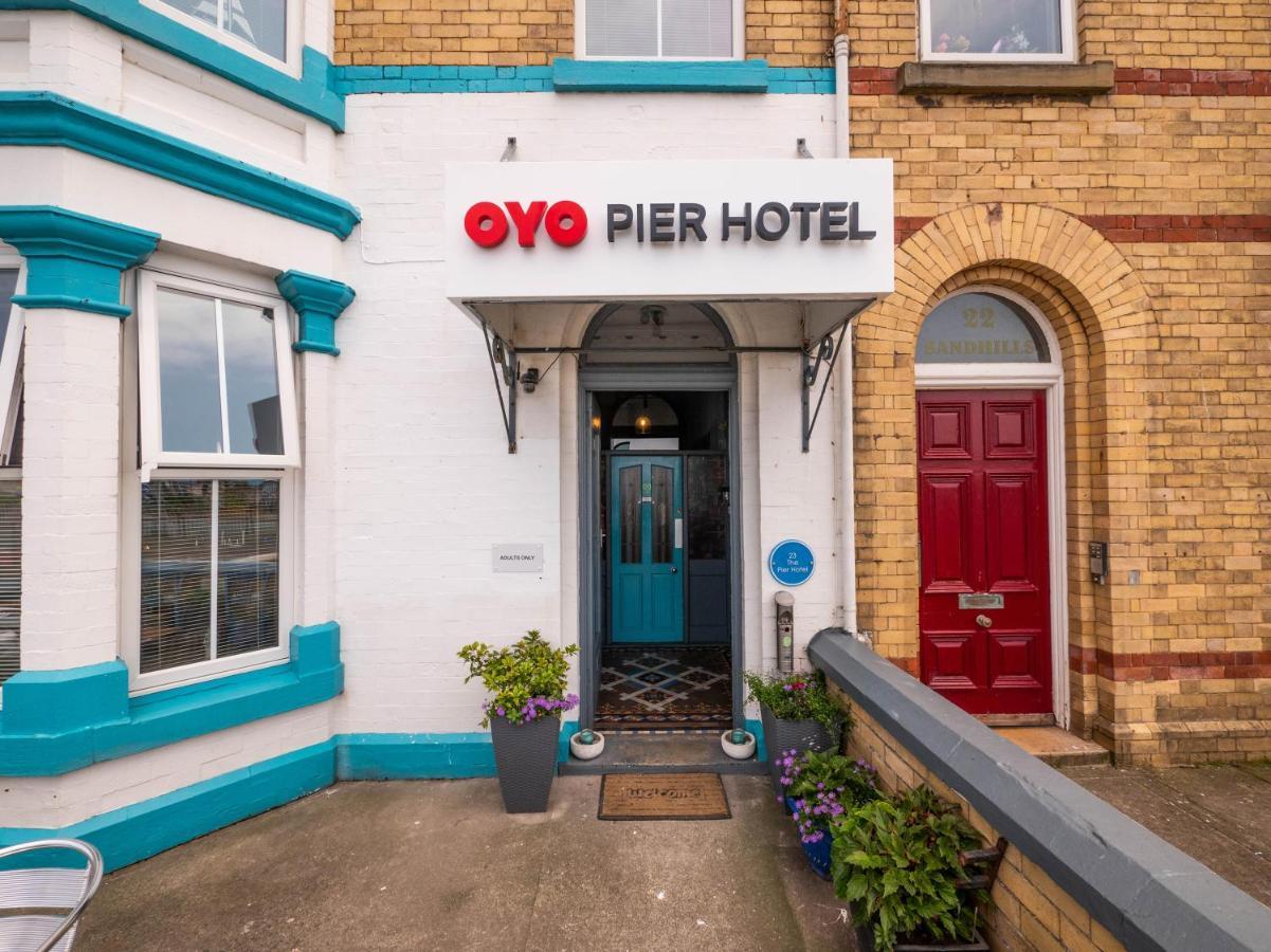Oyo Pier Hotel Rhyl Exteriör bild